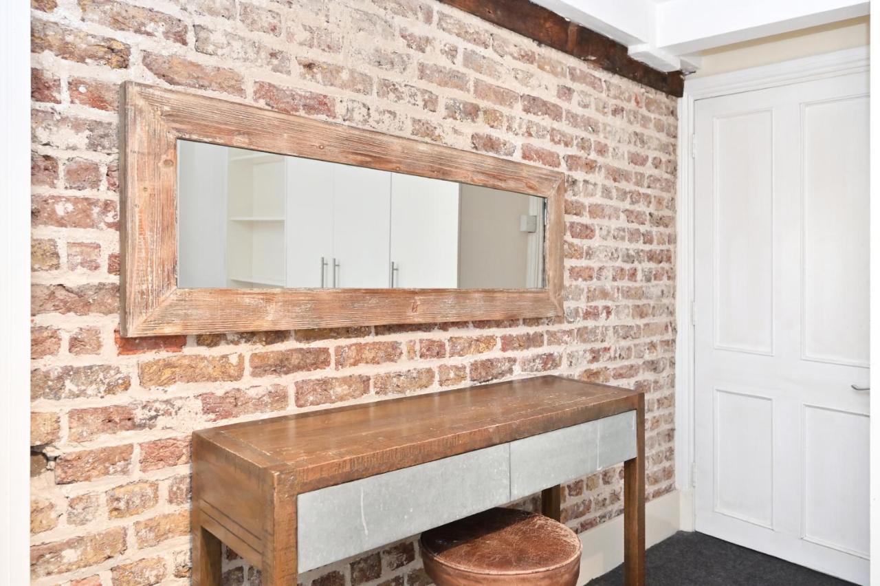 Soho, Piccadilly & Chinatown - Two Bedroom & Two Double Beds Apartment Londres Exterior foto